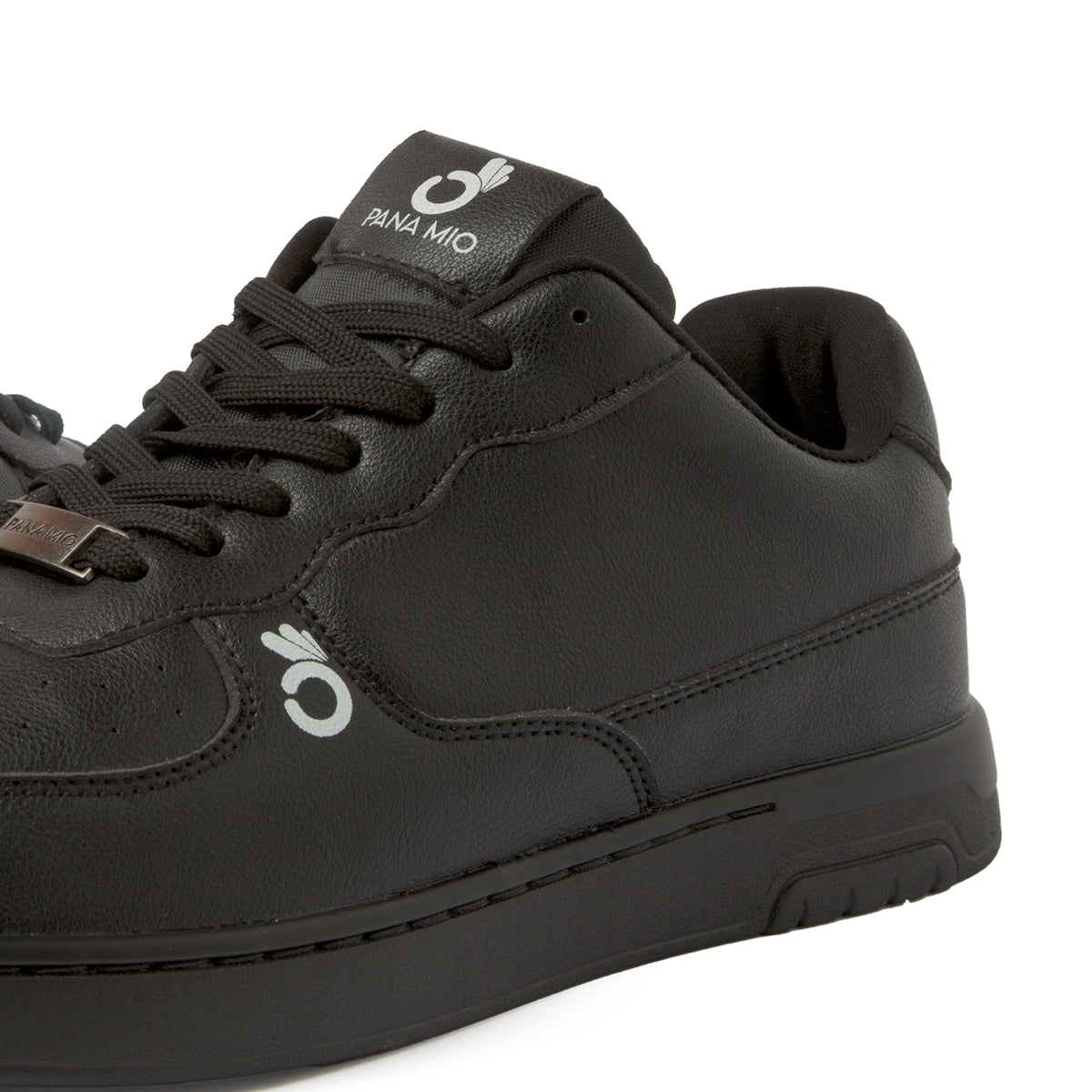 Black Low retro