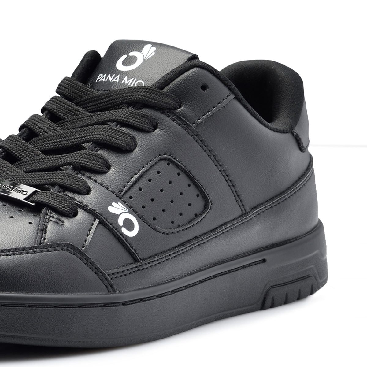 Black Low Leather retro