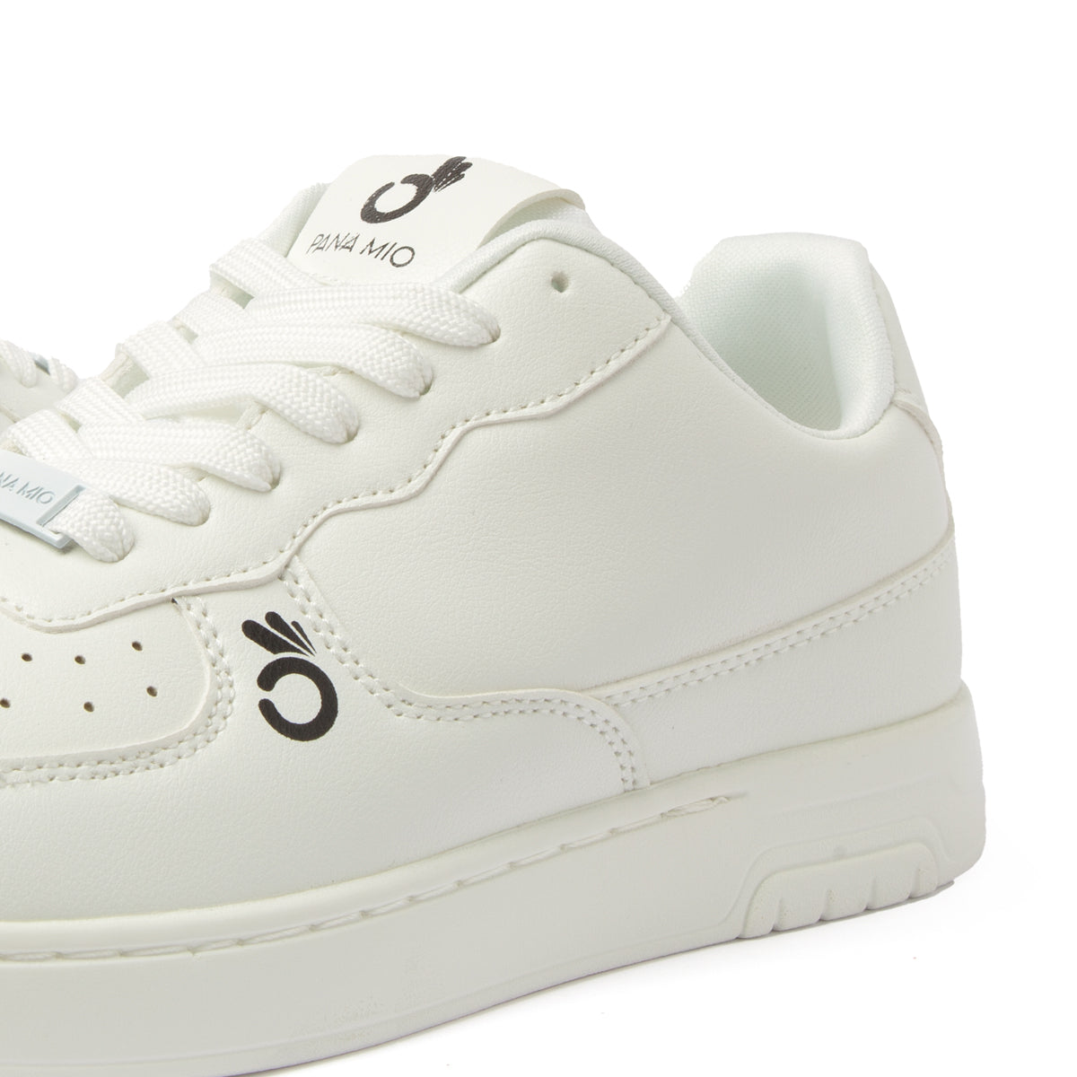White Low retro