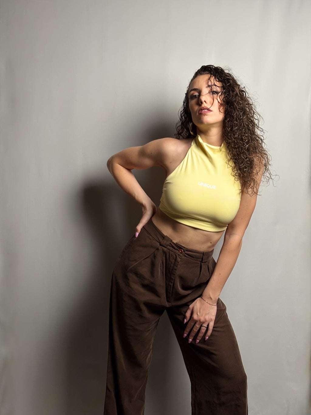 Alma Top – High Neck Open Back